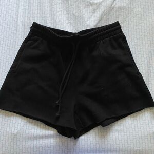 Aritzia/TNA Boyfriend Sweatshorts